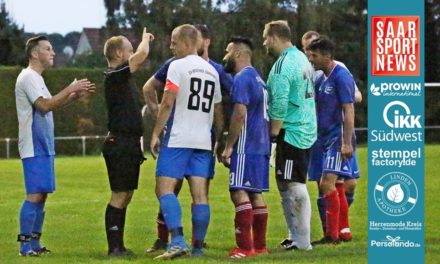 Hässliche Szene im Kreisliga-Spiel! Spielabbruch nach Schiedsrichter-Angriff